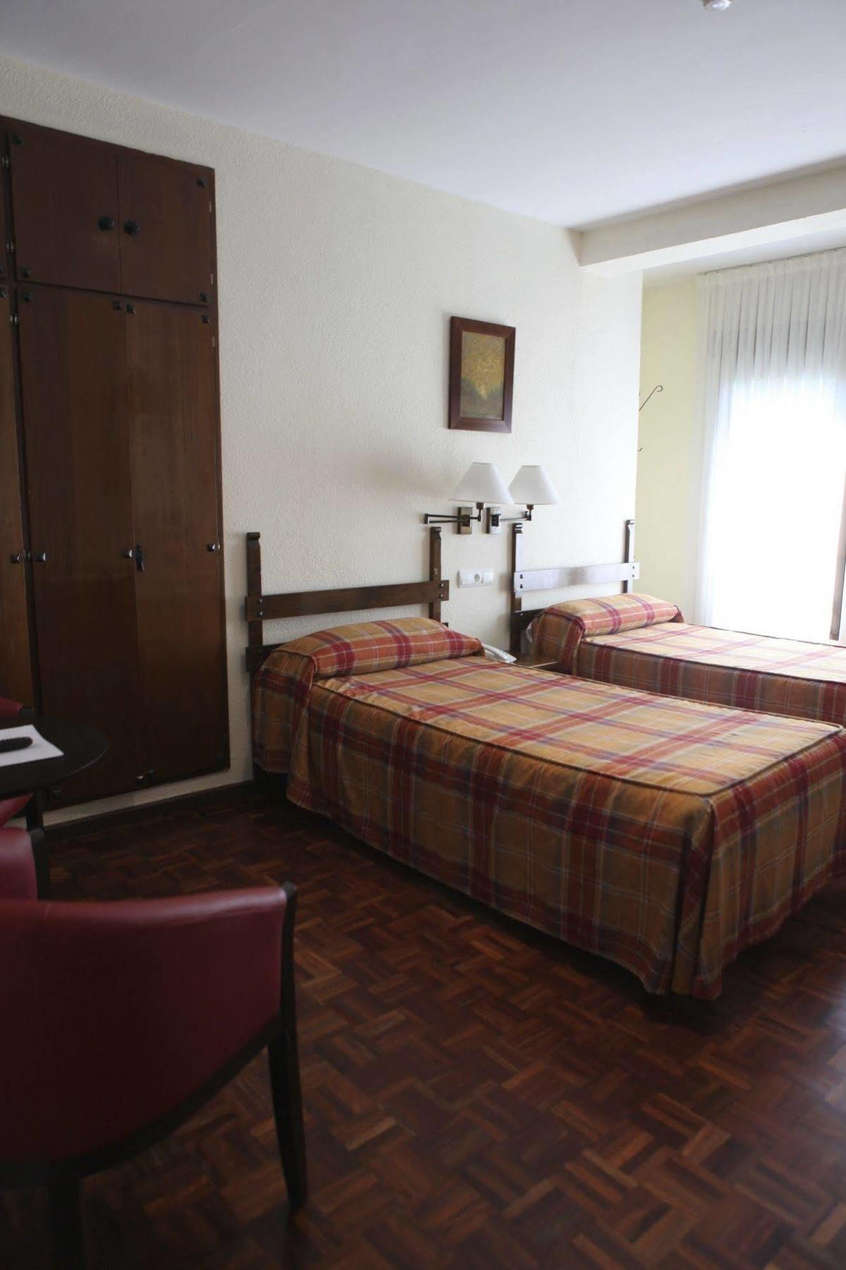 Hotel Termas De Liérganes Εξωτερικό φωτογραφία