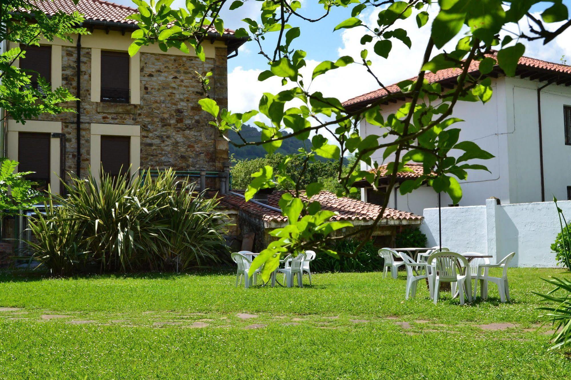 Hotel Termas De Liérganes Εξωτερικό φωτογραφία